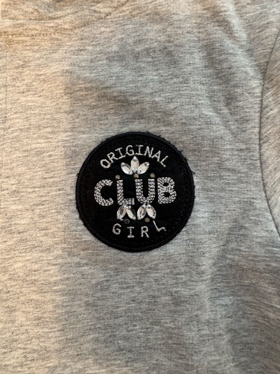 T-shirt: Sweatshirt 7-8 years  – Nuovo (secondo la descrizione) da Biel/Bienne venduto da yuliyabiel 1