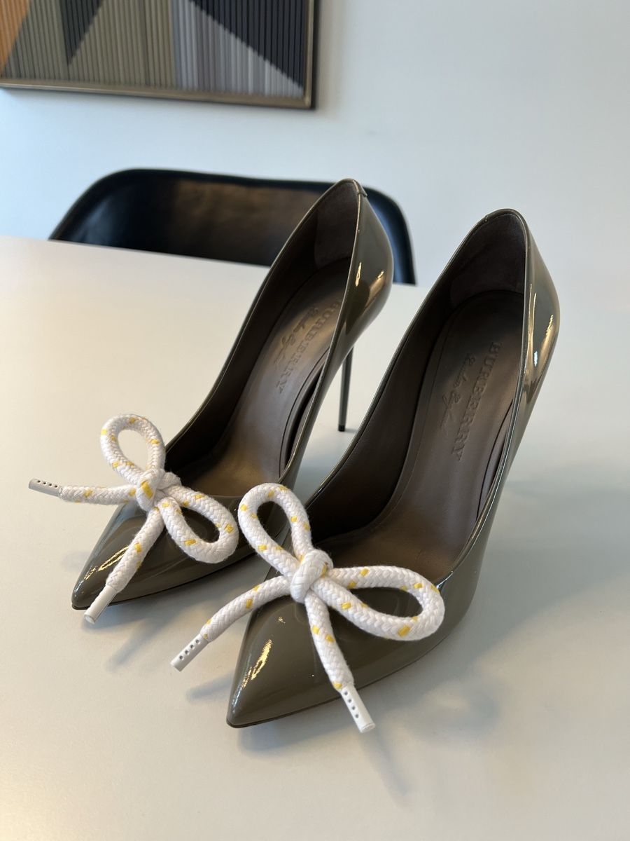 Burberry Scarpe da donna: Burberry High-Heels Gr. 38.5 NEU – Nuovo e nell'imballaggio originale da Hedingen venduto da Jasmina 2