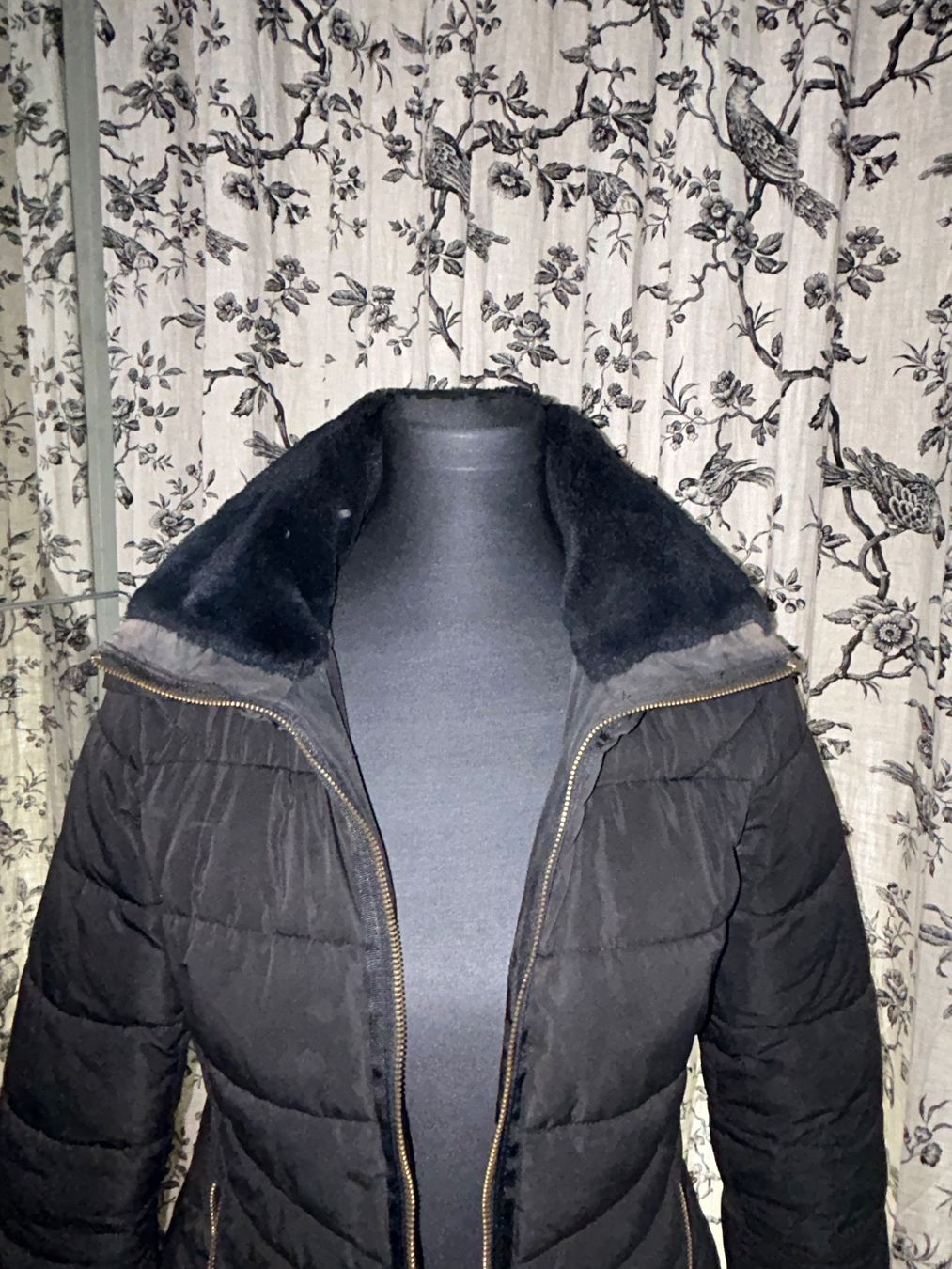 Giacche: TAILLIERTE ZARAJACKE SCHWARZ – Usato da Luzern venduto da Suneha 4