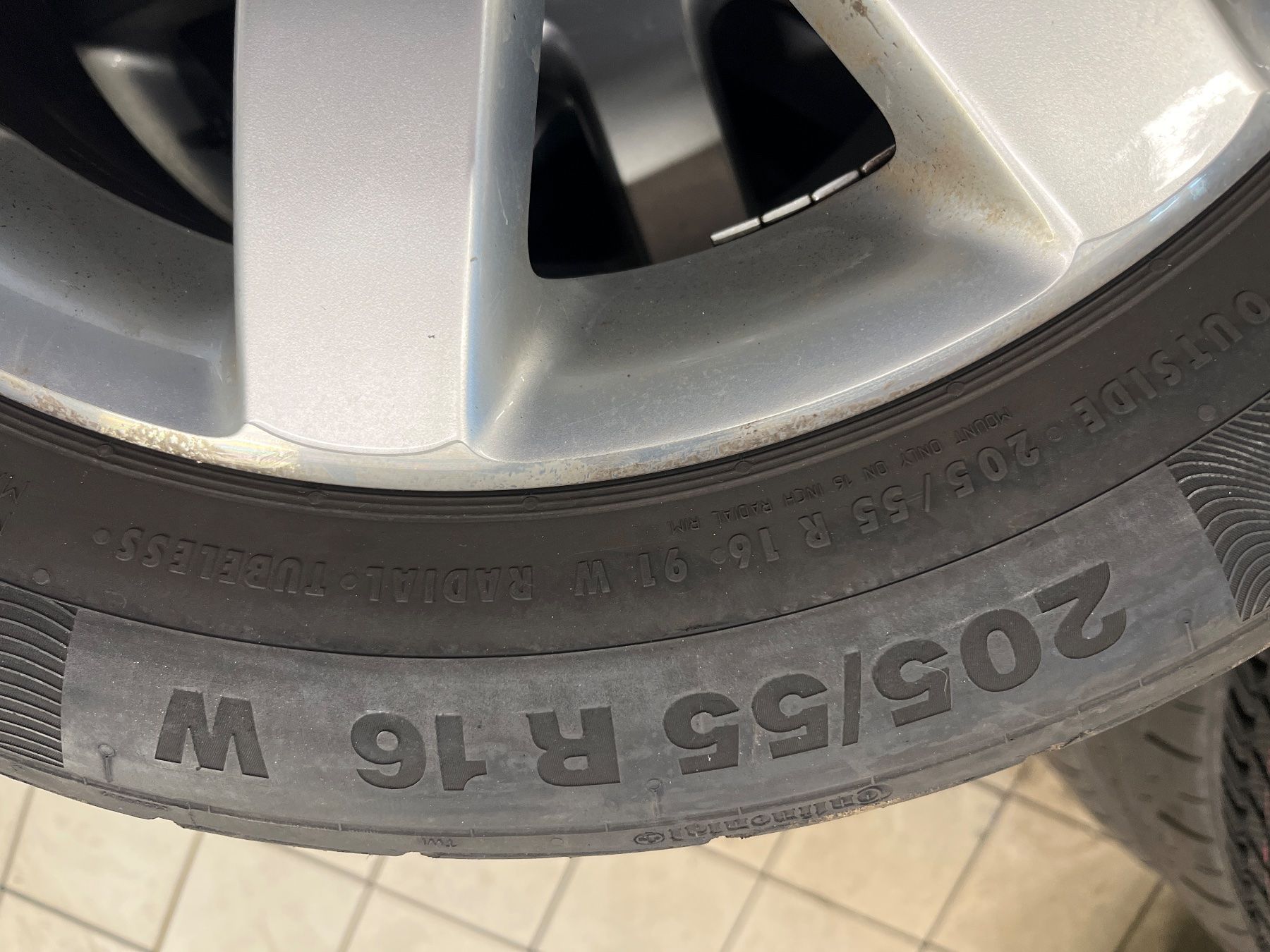 Volkswagen Pneus & Kompletträder: VW Original Felgen Satz – Gebraucht aus Grossdietwil von Chregu86 1