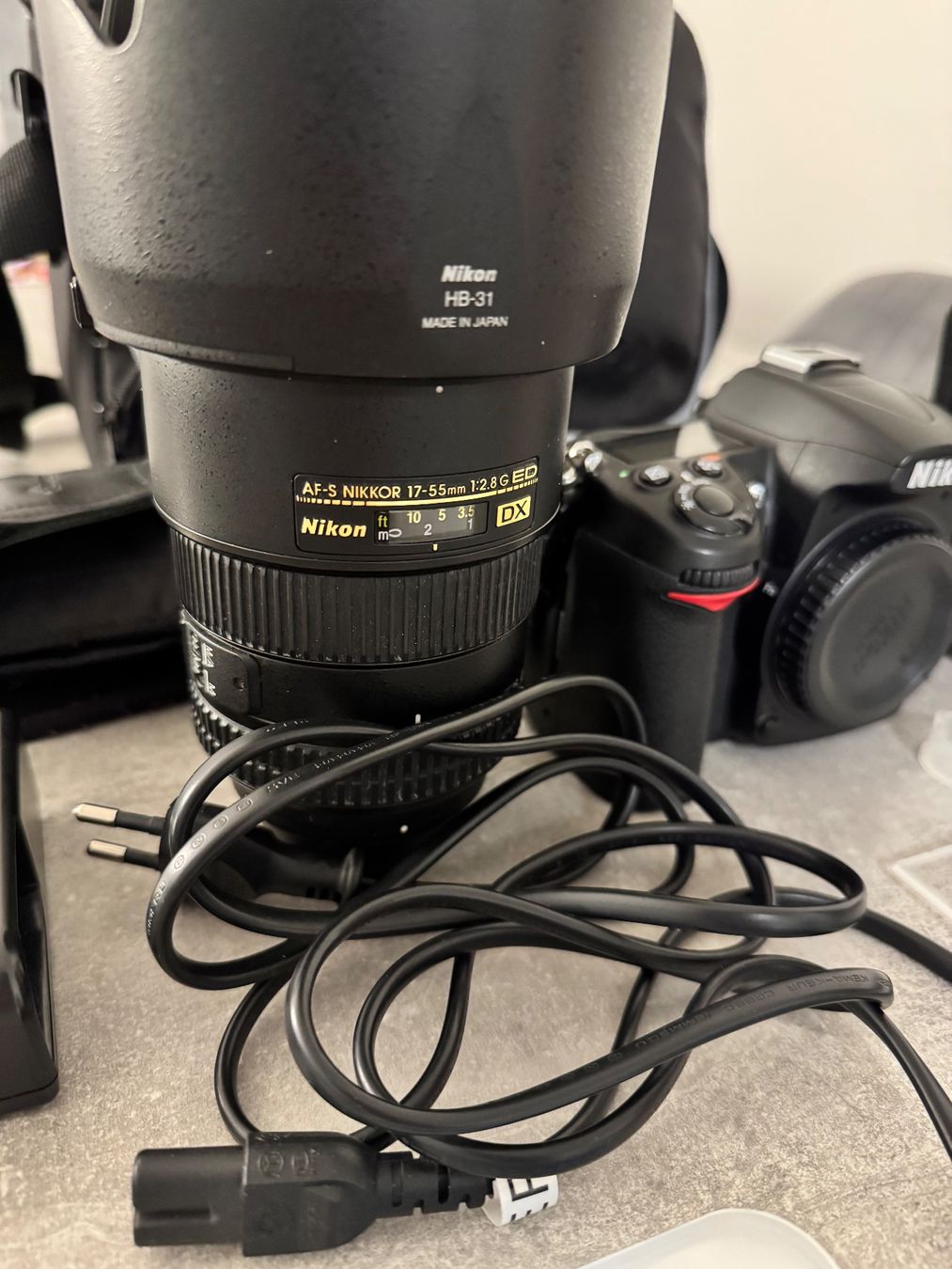 Nikon Fotocamera: Nikon D7000 Spiegelreflexkamera mit Objektiv – Usato da Zuchwil venduto da RobertLaz 5