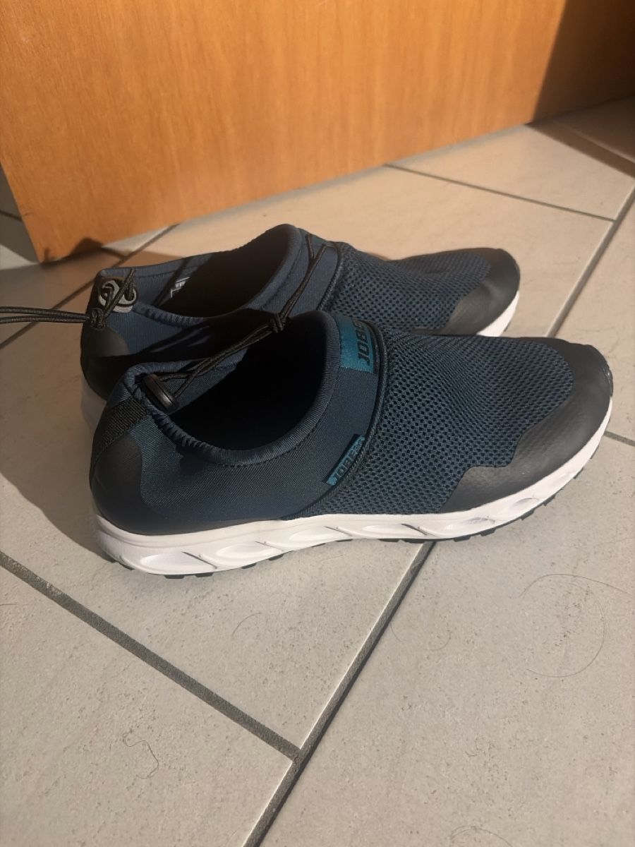 Decathlon Chaussures hommes: Jobe Wasser / Bootschuhe 43 – Neuf (Voir description) à Buchs AG par cli_8th6 1