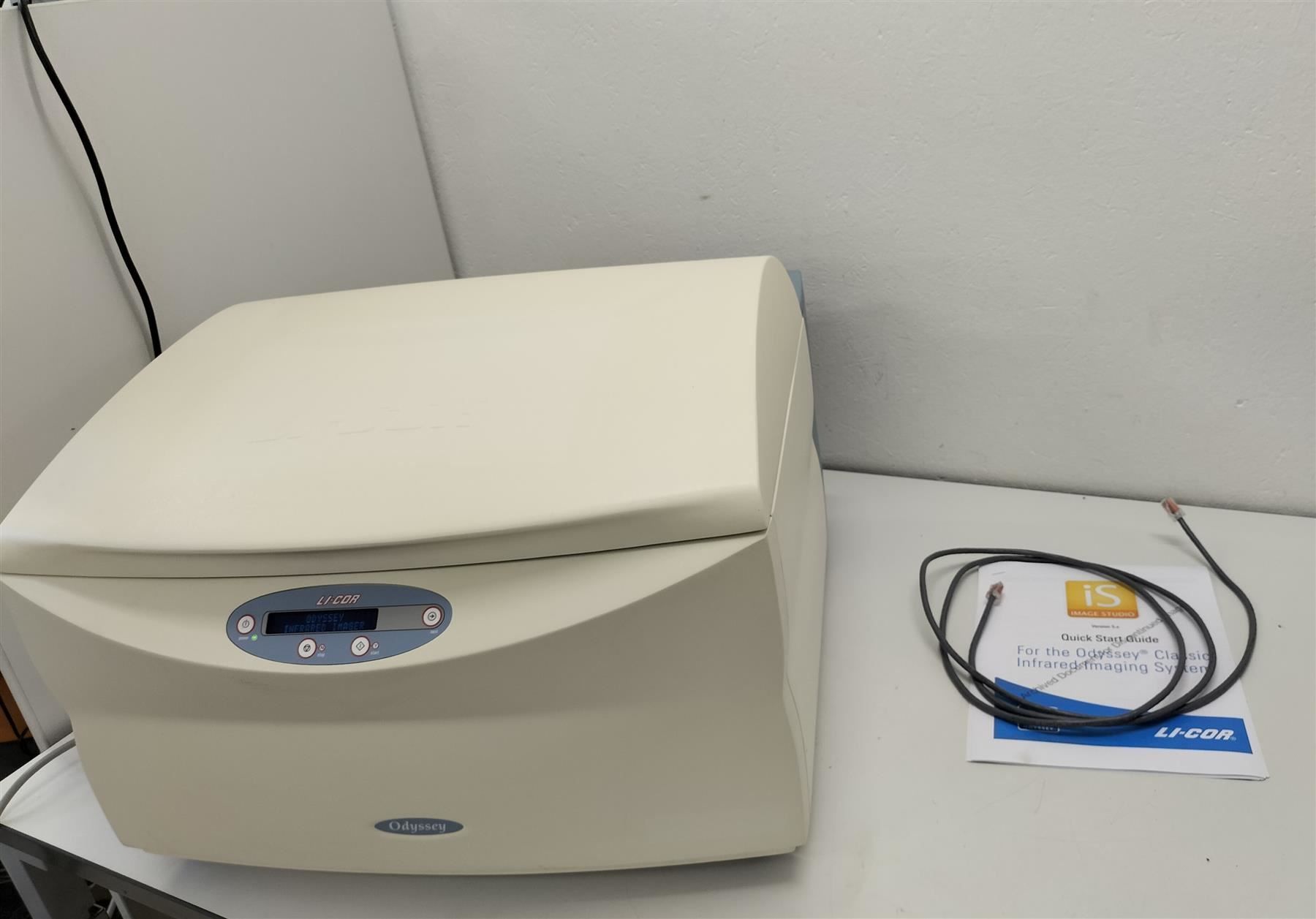 Accessori da laboratorio: LiCor Odyssey Infrared Imaging System – Usato da Niederdorf venduto da LeptonAG_Labor 2