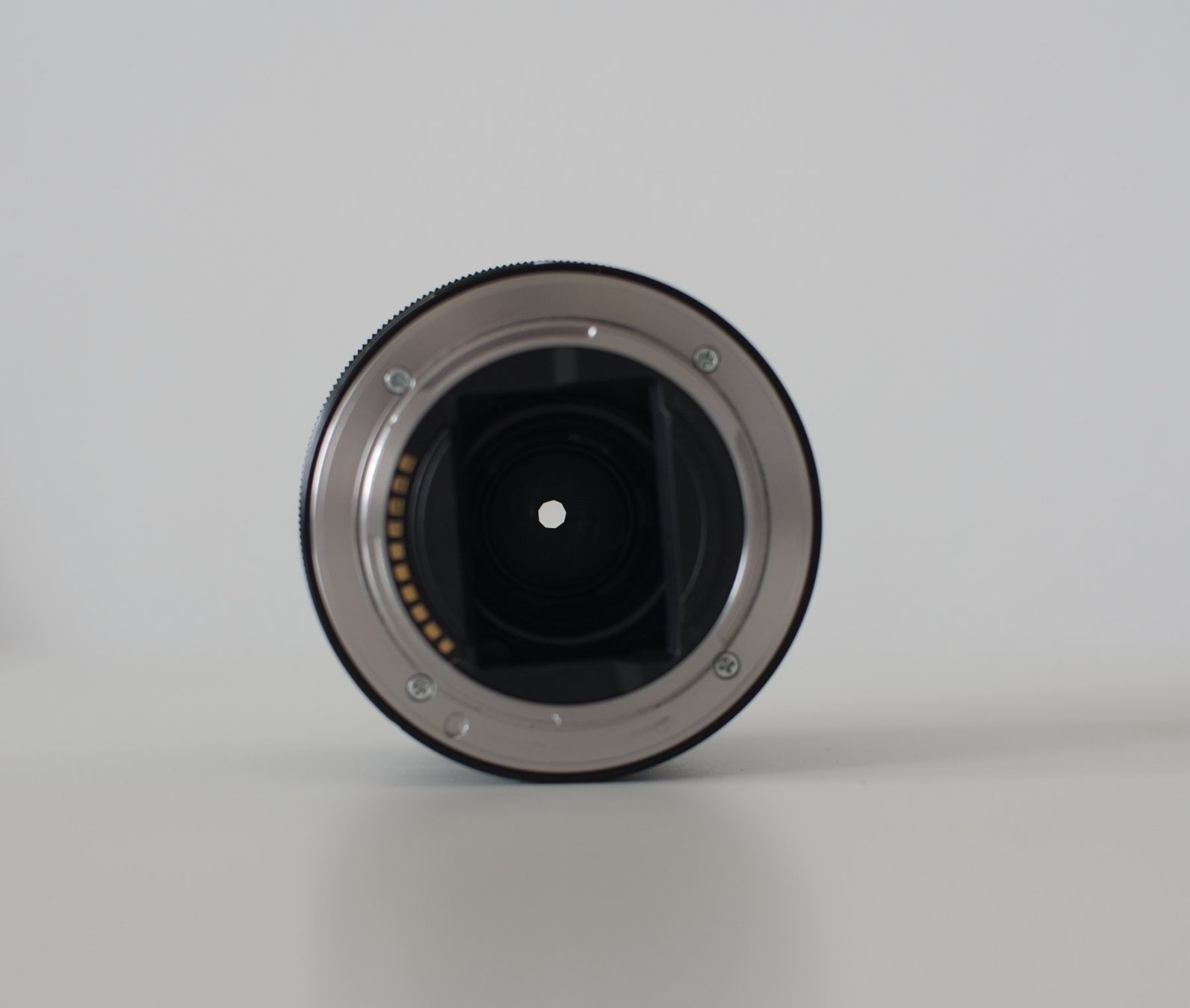 Sony Obiettivi: Sony FE 28mm F2.0 – Usato da Montreux venduto da avm_8ngm 4