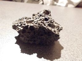 Stein Lava, schwarz