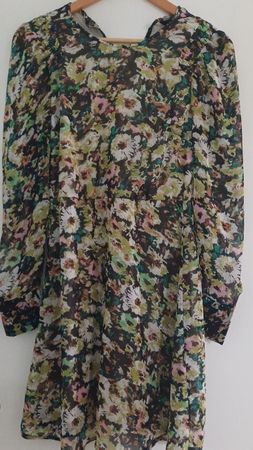 Blumenkleid, Gr. S, perfekt für den Frühling!