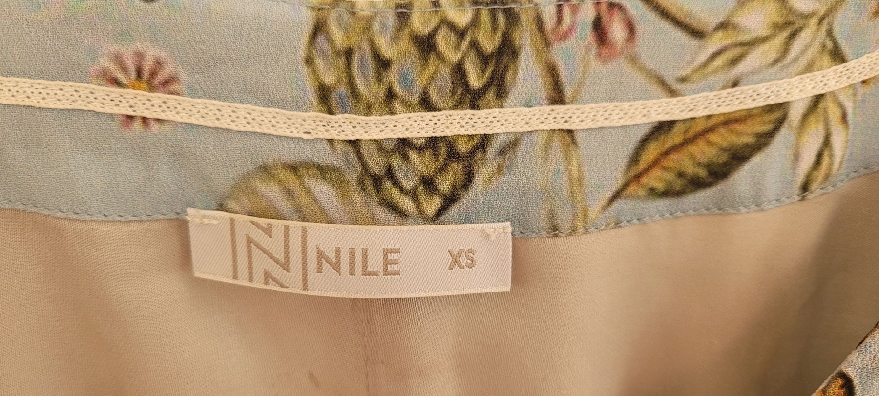 Nile Vestiti: Nile robe XS – Nuovo (secondo la descrizione) da Echallens venduto da frimousse2008 1