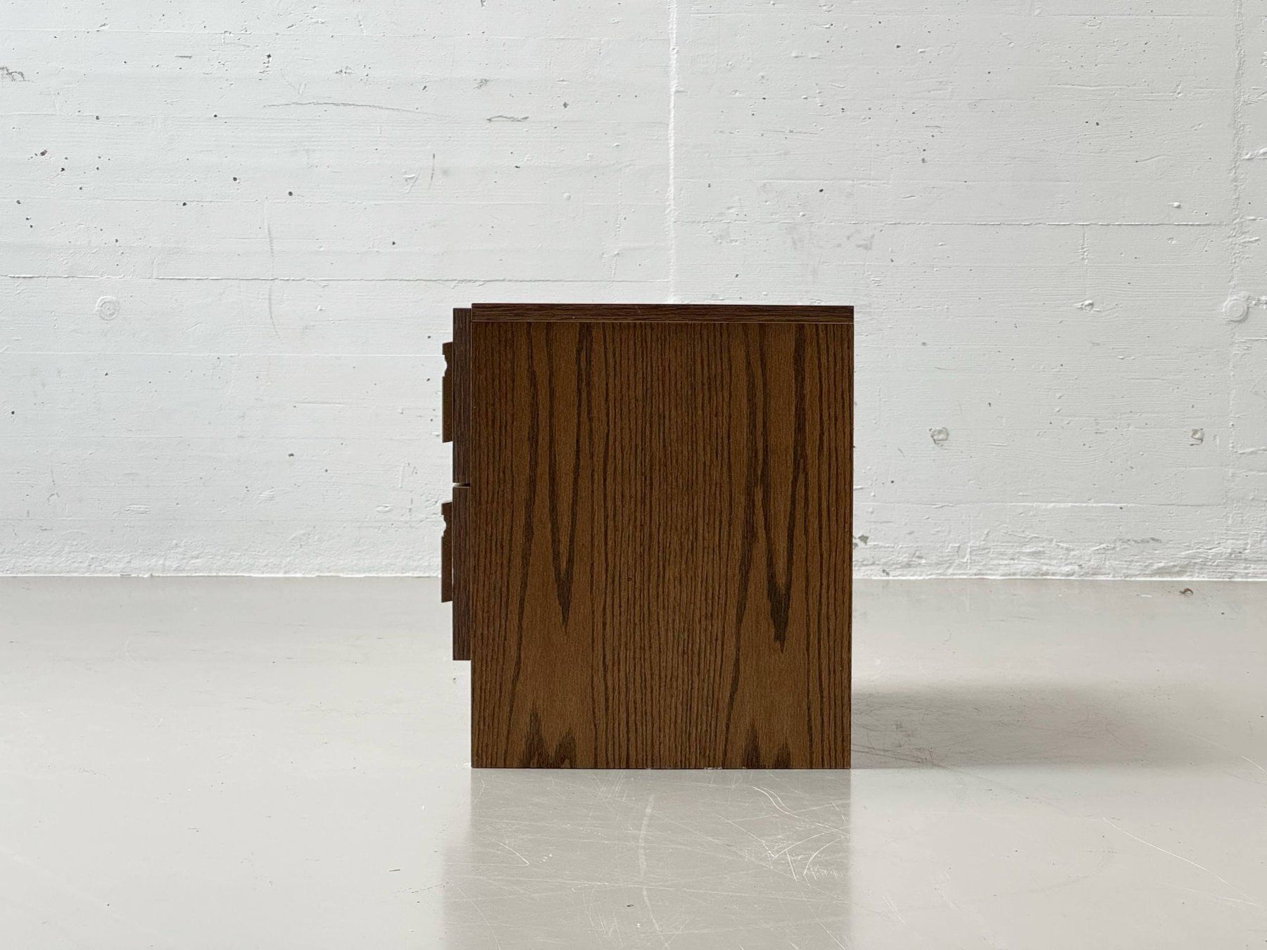 Comodini: Nachttisch minimalistisches Design aus Eiche, Schweiz 70ee – Usato da Zürich venduto da LeMoege 7