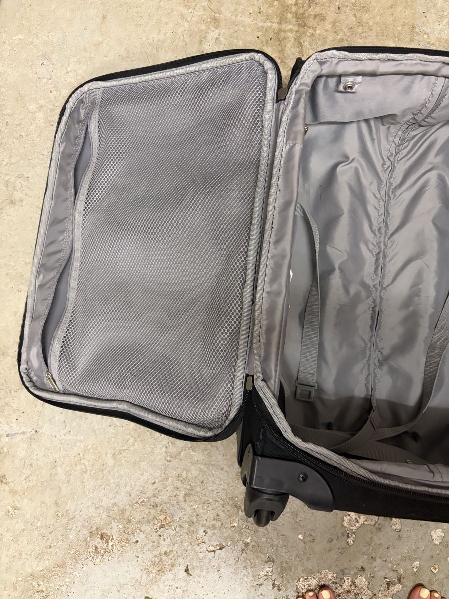Samsonite Reisekoffer: Rollkoffer Samsonite – Gebraucht aus Luzern von ine_9lbj 2