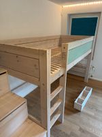 Lifetime halbhohes Kinderbett mit zusätzlicher Treppe