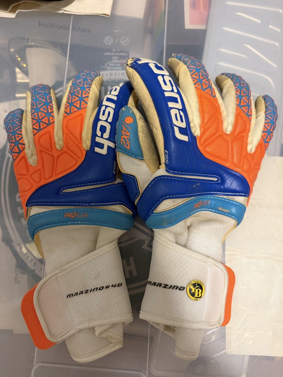 Altri accessori da uomo: Matchworn gloves yb marzino – Usato da S. Antonino venduto da Mc2495