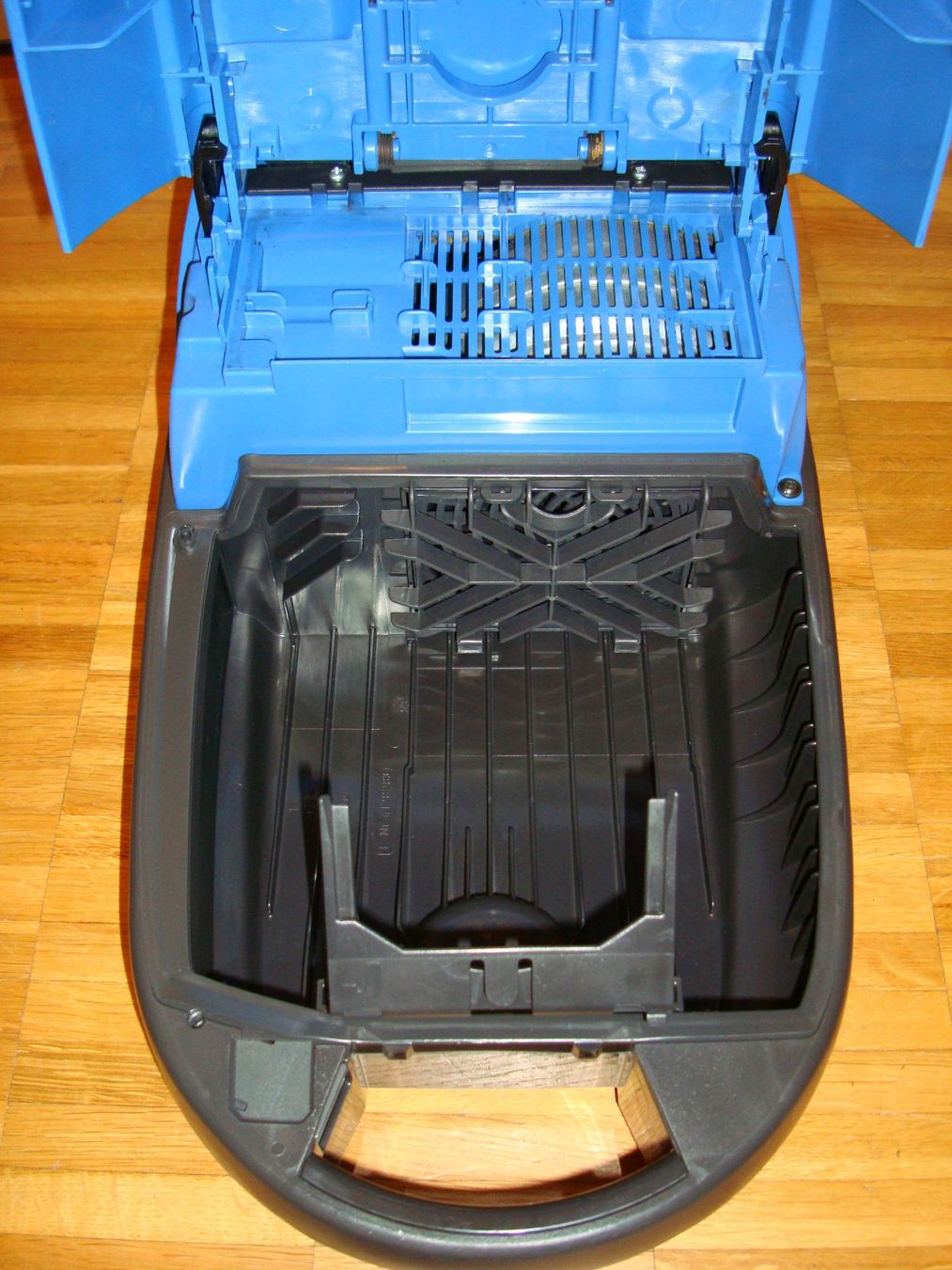 Miele Aspirapolveri & Accessori: Miele S 326 Cat & Dog Staubsauger – Usato da Affoltern am Albis venduto da Transportfreund 3