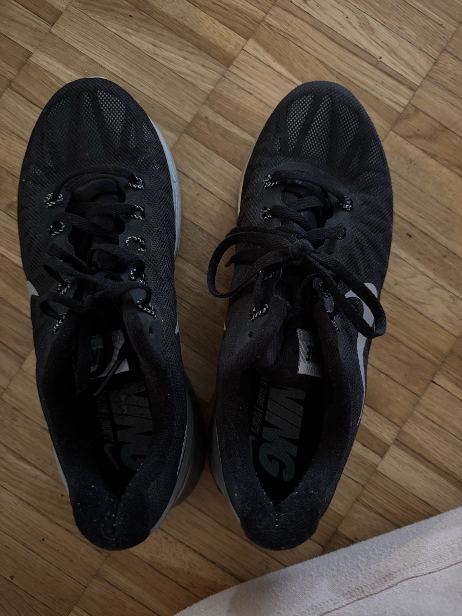 Nike Damenschuhe: Nike Free RN Grösse 38,5 – Gebraucht aus Winterthur von EasyRS 2