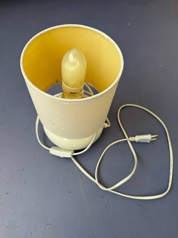 Lampade: Kleine Lampe – Usato da Sursee venduto da maivy 1