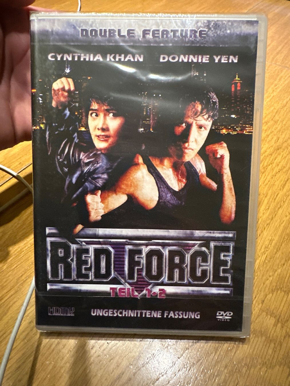 Tutti i DVDs: Red Force 1-2 OVP Cynthia Kahn, Uncut – Nuovo e nell'imballaggio originale da Benken ZH venduto da Audi-erich