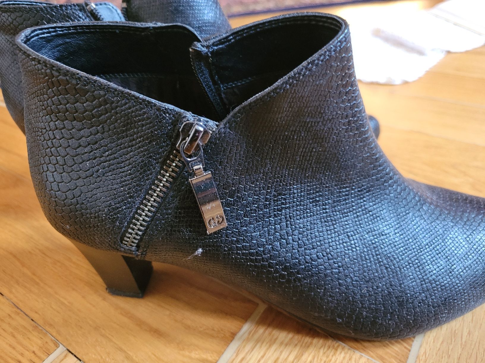 Gerry Weber Scarpe da donna: Pumps Stiefeletten von Gerry Weber Gr.40 – Usato da Genève venduto da inu_ln6m 1