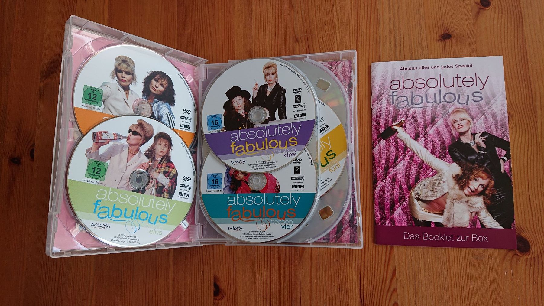 Tutti i DVDs: ABSOLUTELY FABULOUS Staffel 1 bis 5 auf DVD – Usato da Wilderswil venduto da Exebub 7