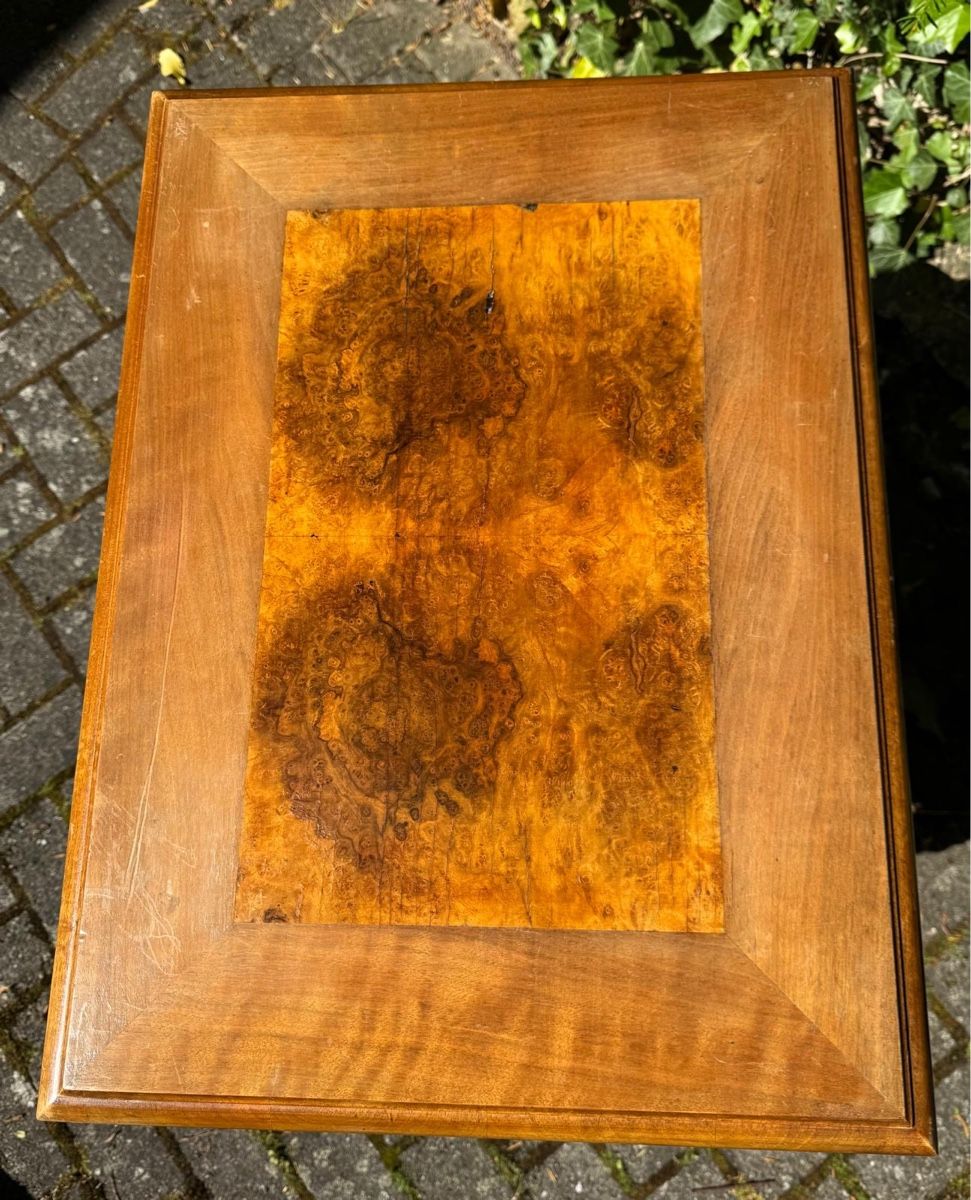 Tavoli: Antiker Nähtisch aus der Gründerzeit – Usato da Uster venduto da Shanti1 2