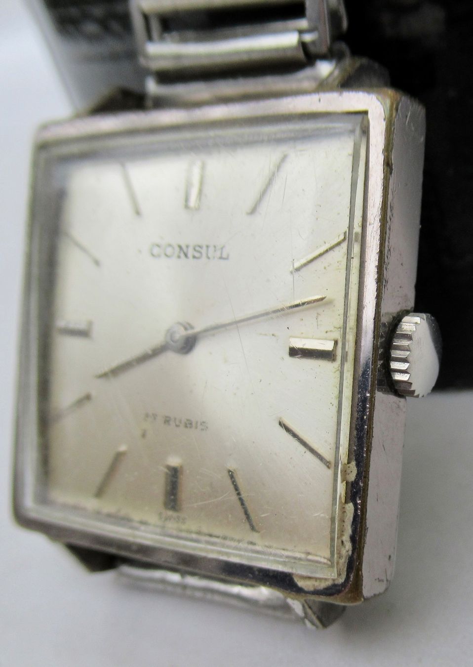 Orologi: Armbanduhr Consul – Usato da Bern venduto da Colligentes 1