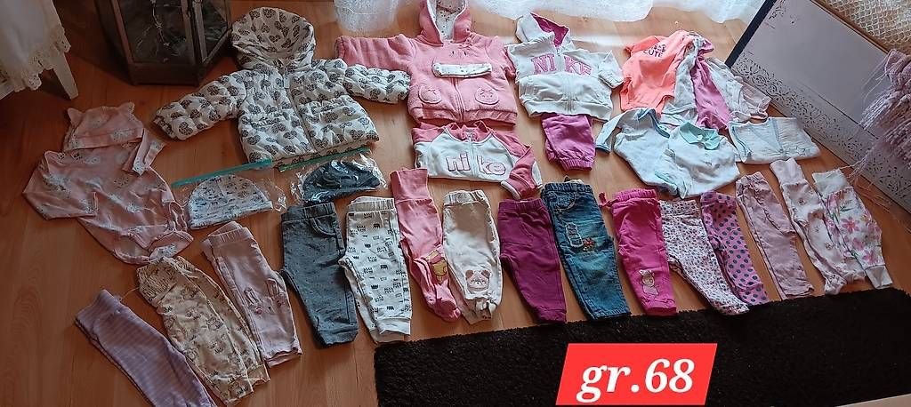 Lotti & Set di vestiti: Riesen Kleider-Paket gr.68 – Usato da Staufen venduto da mar_wf6r
