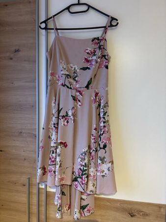 Sommerliches Blumenkleid, Gr. 38