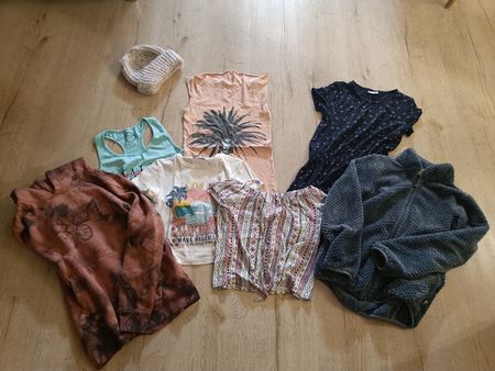 Mädchen Kleiderpaket, Gr. 132/140, 8-teilig, Top Zustand!