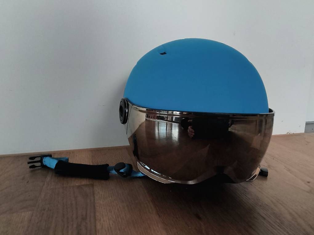Caschi: Skihelm Grösse 50-55 cm Umfang. – Usato da Luzern venduto da Noosi88