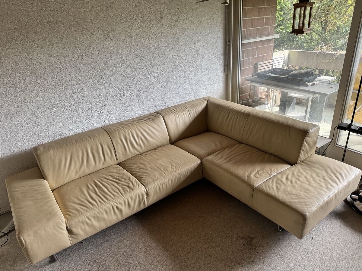 Divani: Echtleder Ecksofa Beige, muss schnell weg! – Usato da Biel/Bienne venduto da Thierry840 1