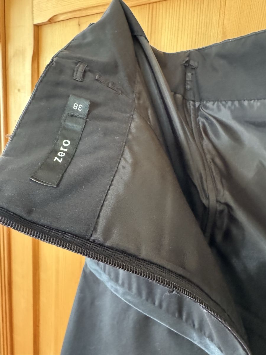 Vestiti: Kleid von Zero Grösse 38 – Usato da Rotkreuz venduto da TR3B 2