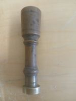 Cachet ancien en laiton monogramme R.H.F. bois