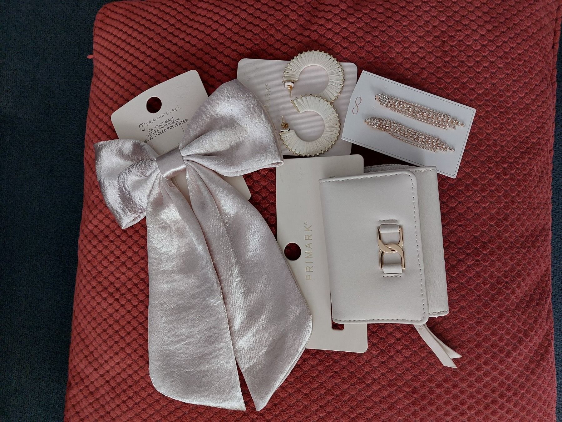 Altri gioielli: Set Accessoires 4 Teile – Nuovo e nell'imballaggio originale da Muri AG venduto da ReBoutique