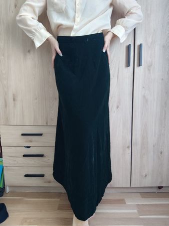 Elegant Velvet Maxi Skirt, Dark Green M