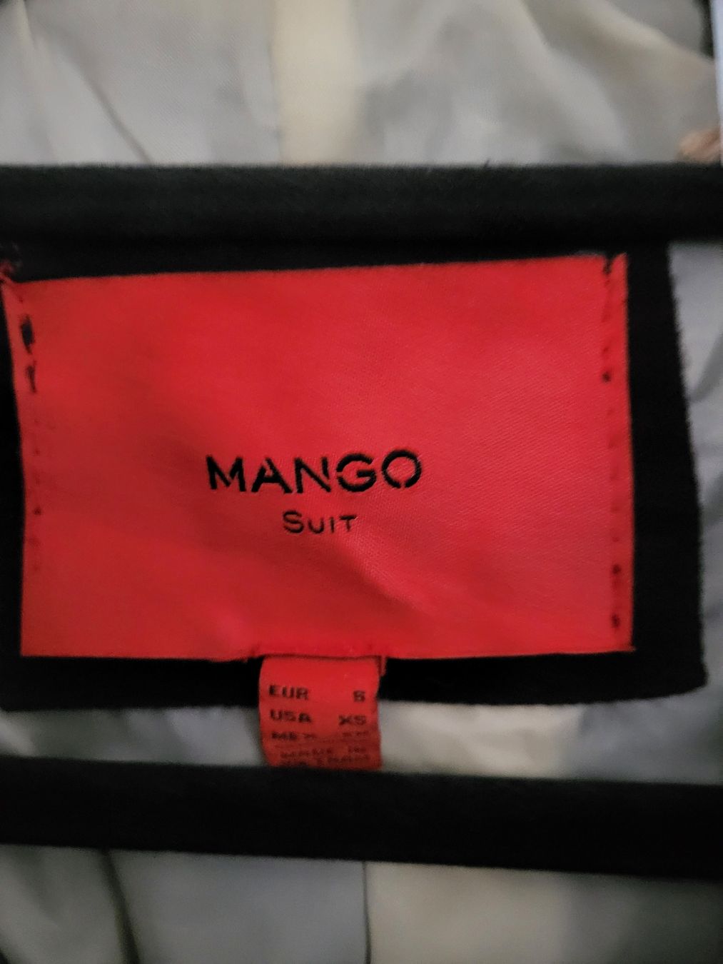 Mango Cappotti: Manteau Mango – Usato da Ecuvillens venduto da loloall 1