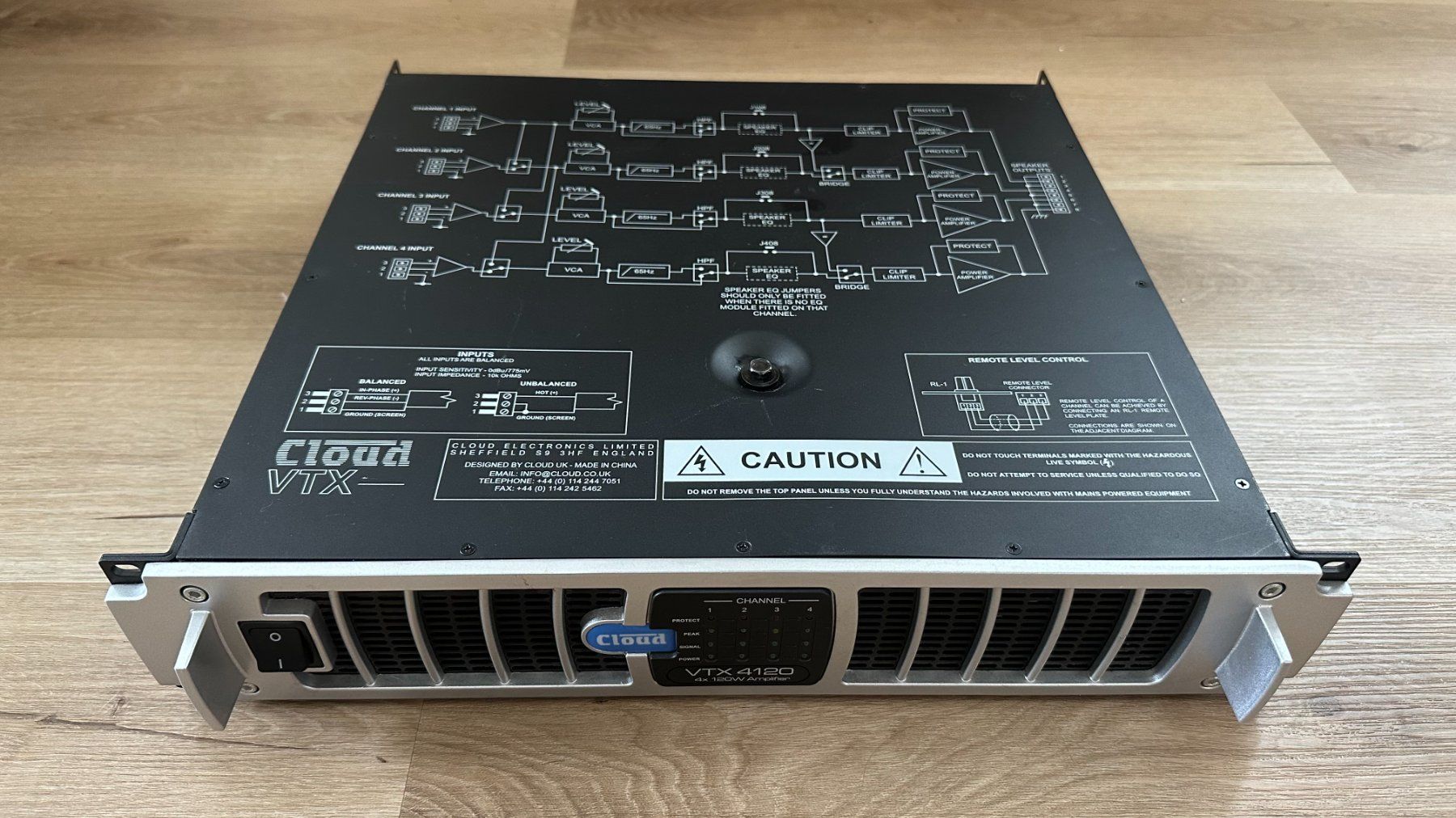 Amplificateurs: Cloud VTX 4120 4-Kanal Endstufe 19" Rack – D'occasion à Azmoos par ARMANDO2002