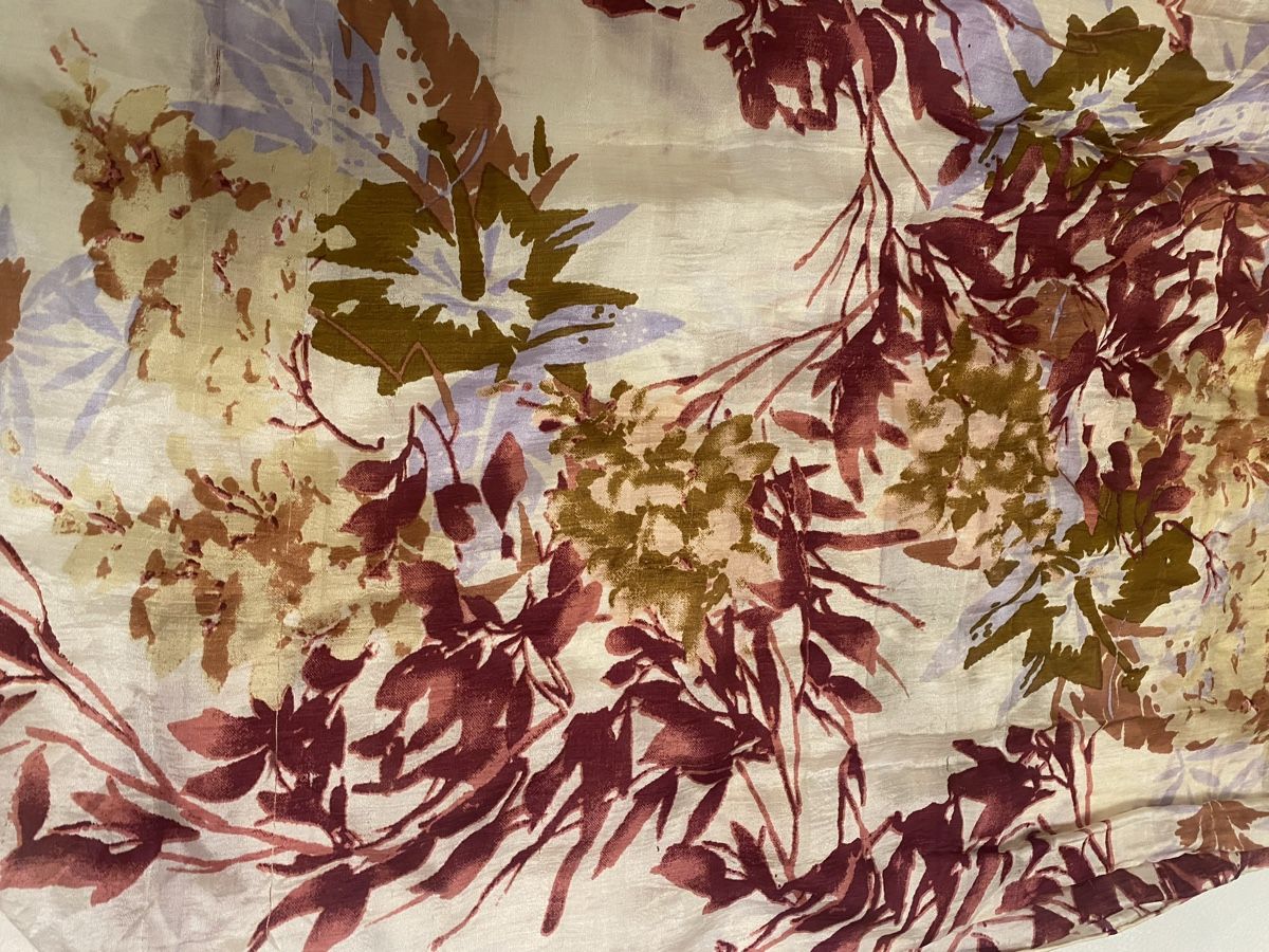Foulard & Sciarpe: Seiden Schal 🌸 – Usato da Opfikon venduto da Luis144 1