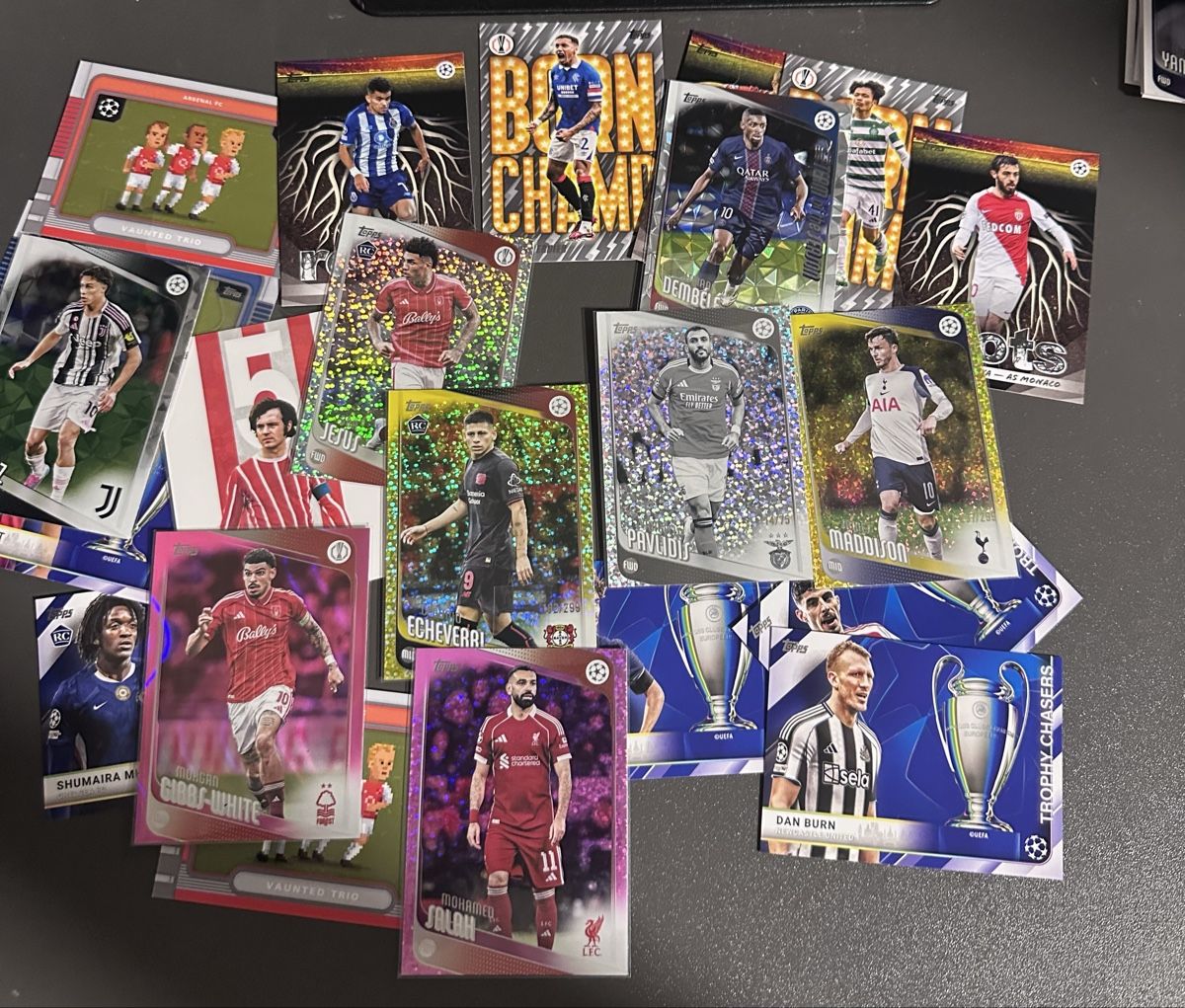 Topps Carte collezionabili: Topps Fussballkarten gemischt – Nuovo (secondo la descrizione) da Frauenfeld venduto da Rob_21