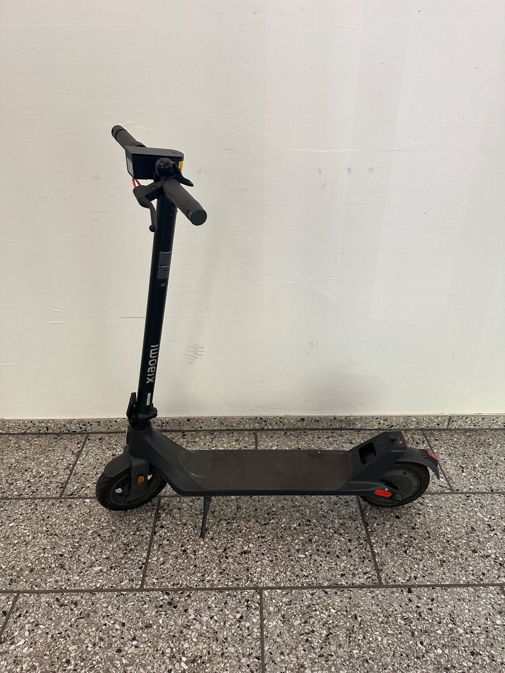 Xiaomi Kickboard: Elektro-Scooter Xiaomi – Usato da Liestal venduto da FuV01
