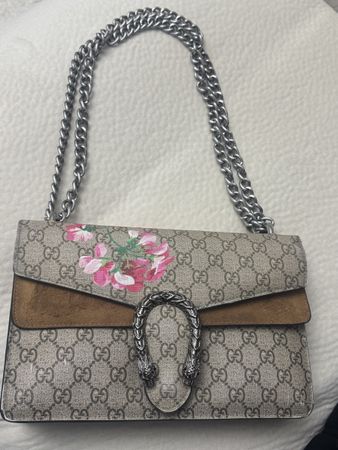 Gucci Dionysus GG Supreme Blooms Shoulder Bag