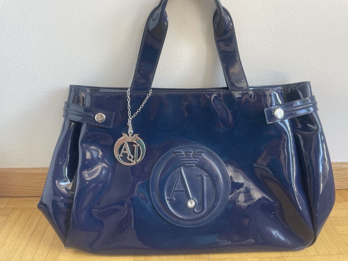 Borse da donna: Tasche Armani – Usato da Wolfhausen venduto da Cilli