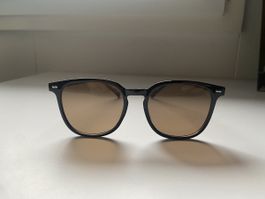 Sonnenbrille Unisex mit braun gefärbten Gläsern sehr schick