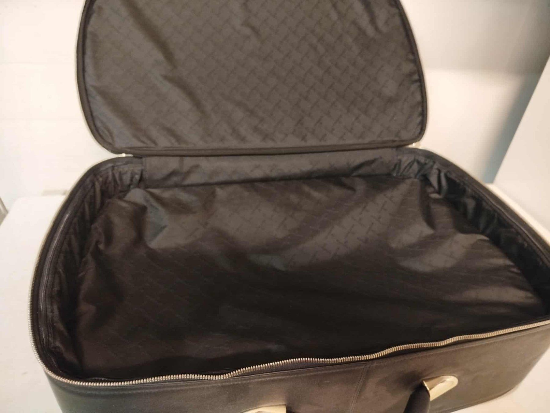 Reisekoffer: Valise   Maserati – Gebraucht aus La Chaux-de-Fonds von Emmaus2300CDF 2