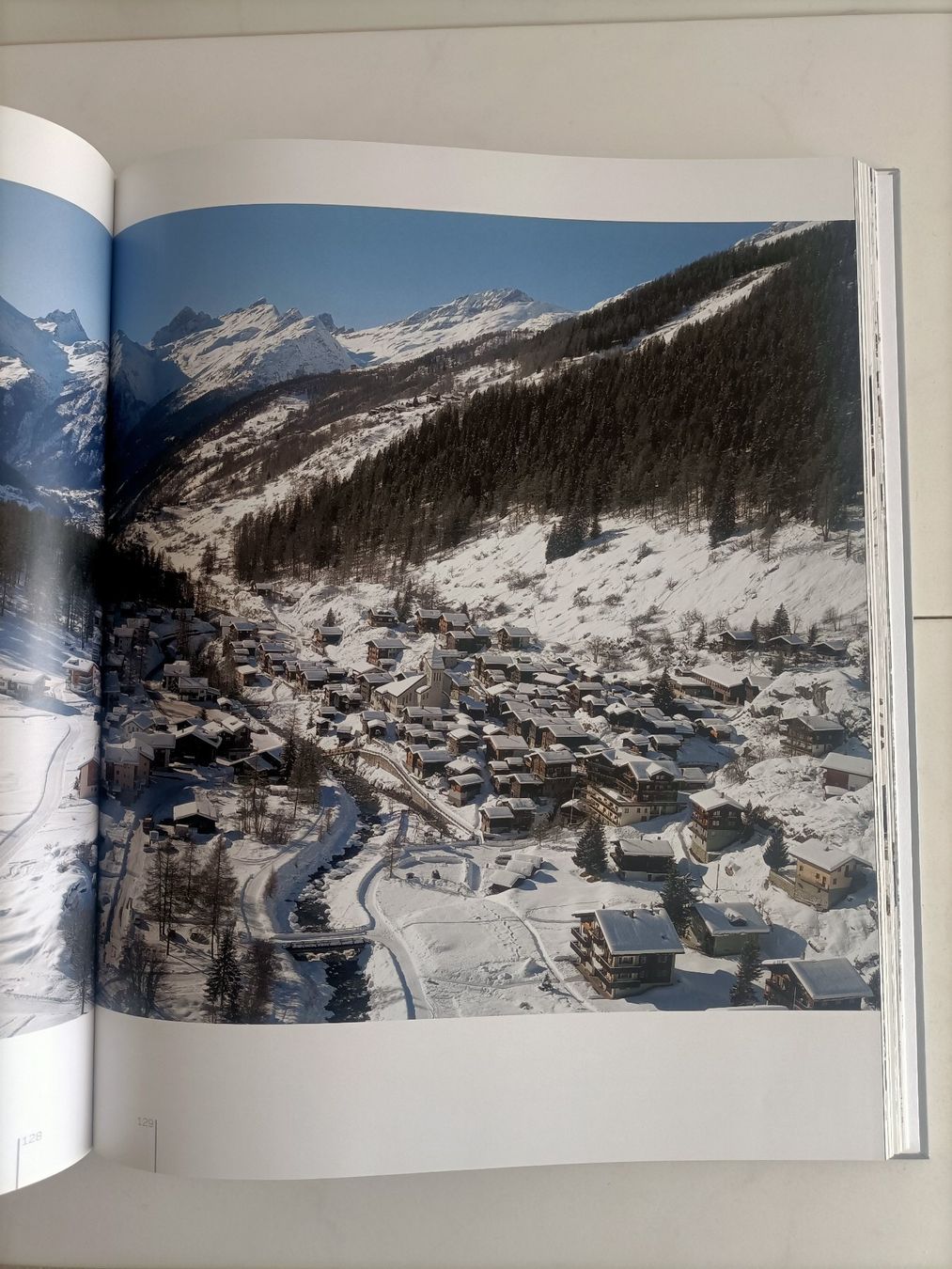 Bücher: Communes valaisannes vues d'oiseau - Walliser Gemeinden -2- – Gebraucht aus crans montana von AB3963 4