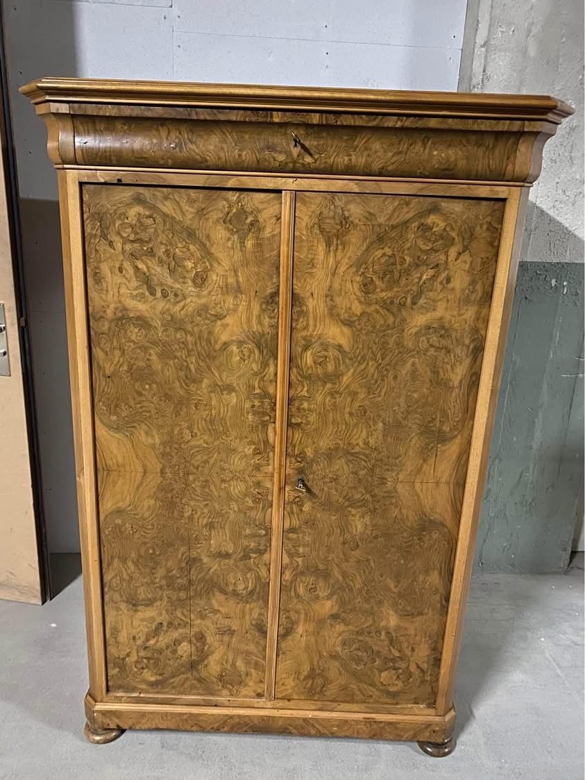 Schränke: Schrank / Chiffoniere fourniert – Gebraucht aus Hindelbank von brm_72zv