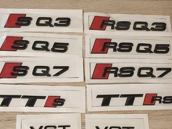 Audi Placchette & Badge: Audi S und RS Emblem Schwarz Glanz – Nuovo e nell'imballaggio originale da Bellikon venduto da Kekko11 1