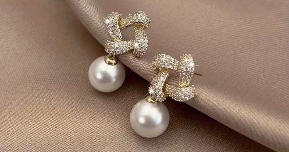 Orecchini pendenti & Orecchini a lobo: Elegante Ohrringe mit Perlen – Nuovo (secondo la descrizione) da Saanen venduto da SoniaMichaela 2