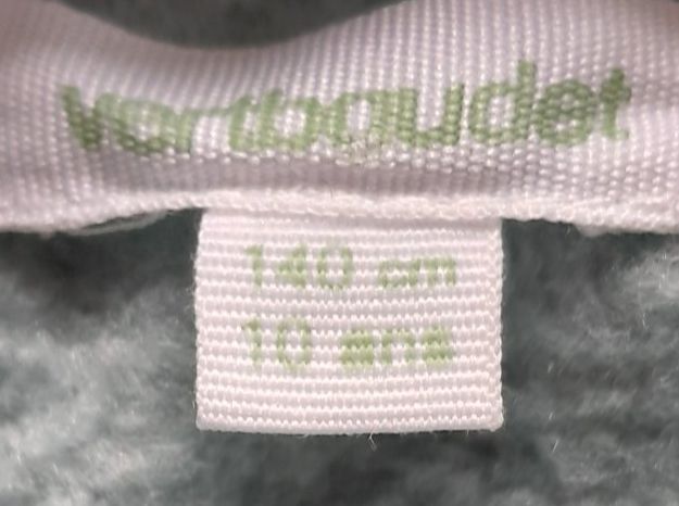 Pullover & Sweatshirts: Kinder Pullover Grösse 140 – Gebraucht aus Worb von Osterthal 3