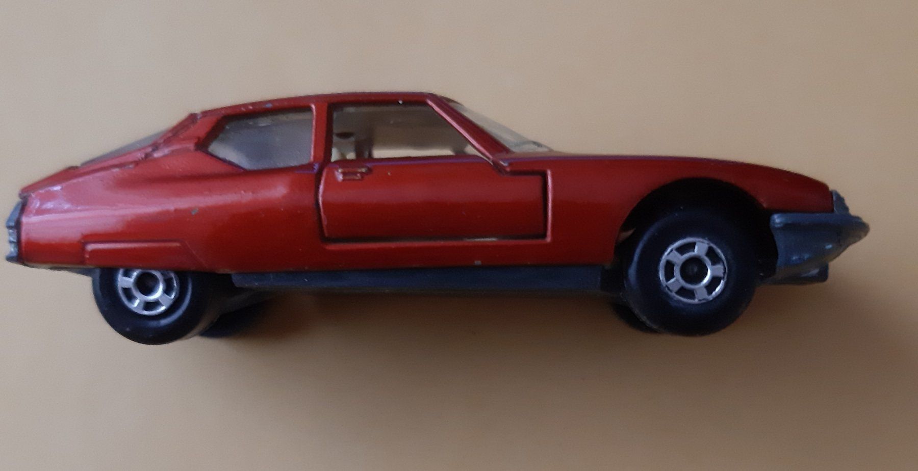 Matchbox Modellini d'auto: Matchbox Citroen SM No. 51 Superfast – Usato da Schenkon venduto da Elbarto007
