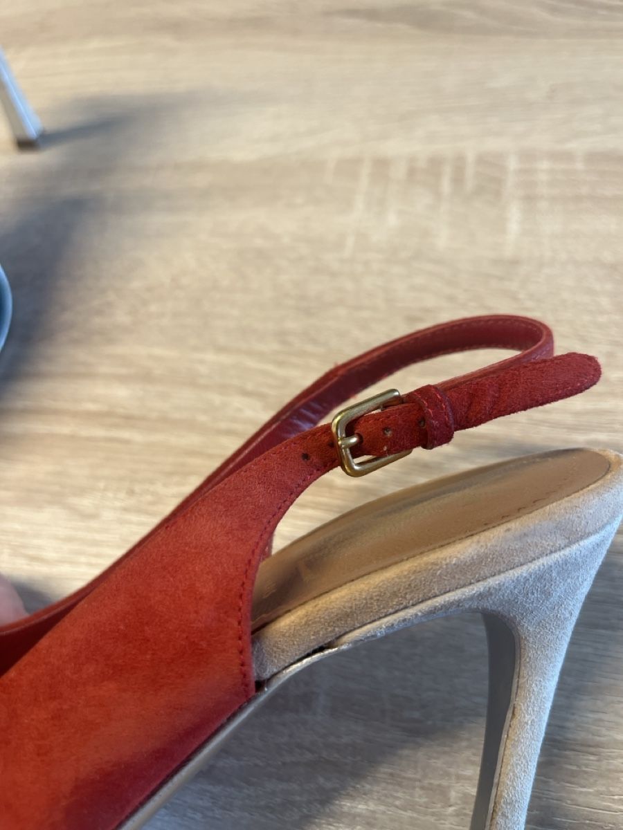 Saint Laurent Damenschuhe: YSL Pumps rot Wildleder Grösse 36 gebraucht – Gebraucht aus Rotkreuz von jef_by8b 4