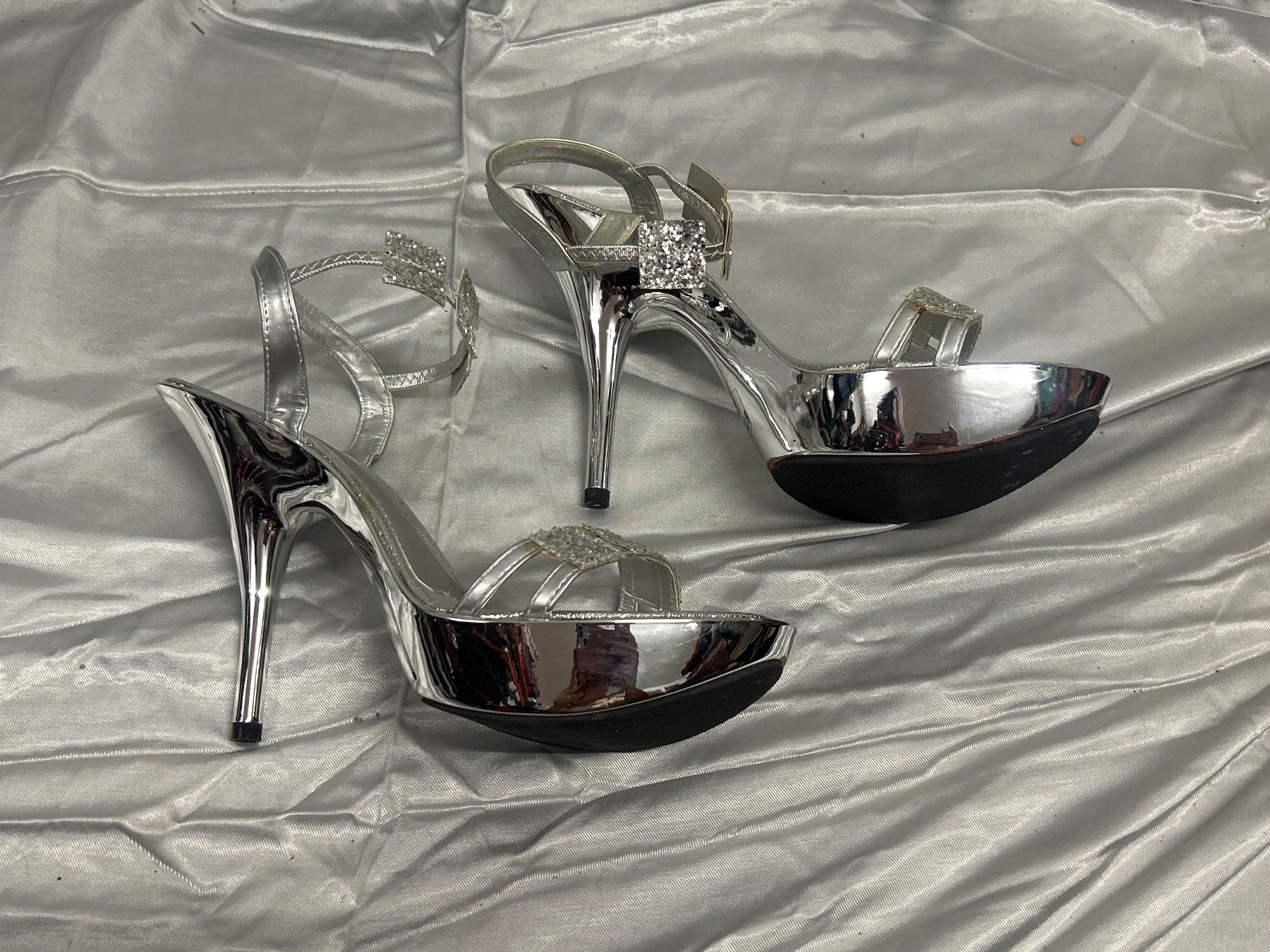 Damenschuhe: Heels Sandaletten Gr 39 Neu Gratis Versand – Neu und originalverpackt aus Regensdorf von Spyke55 1
