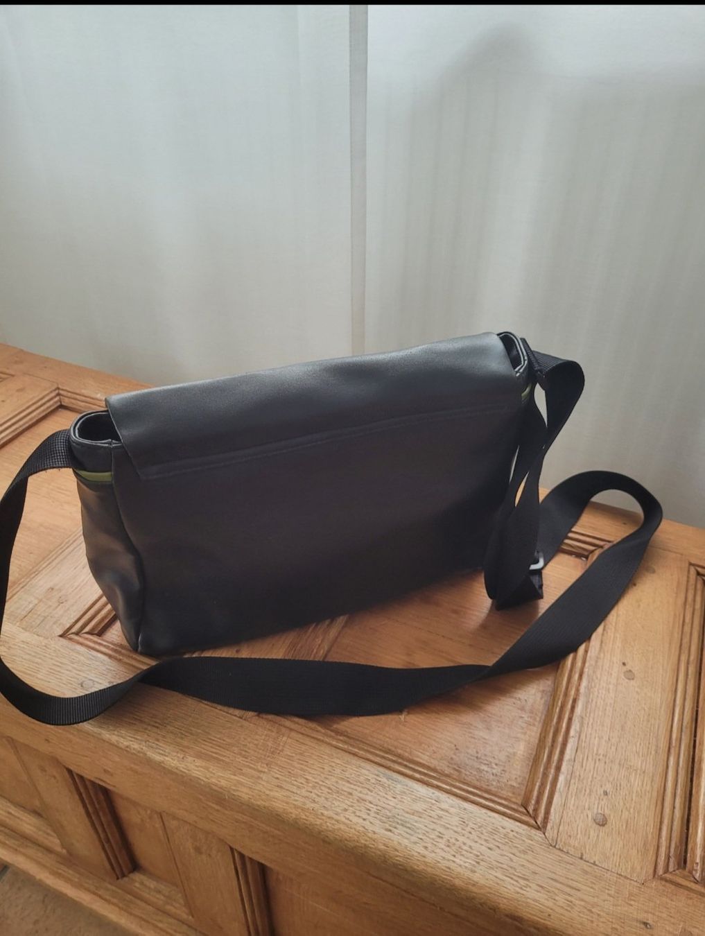 Esprit Sacs femmes: Umhängetasche von Esprit – D'occasion à Neuhausen par eliana2 1